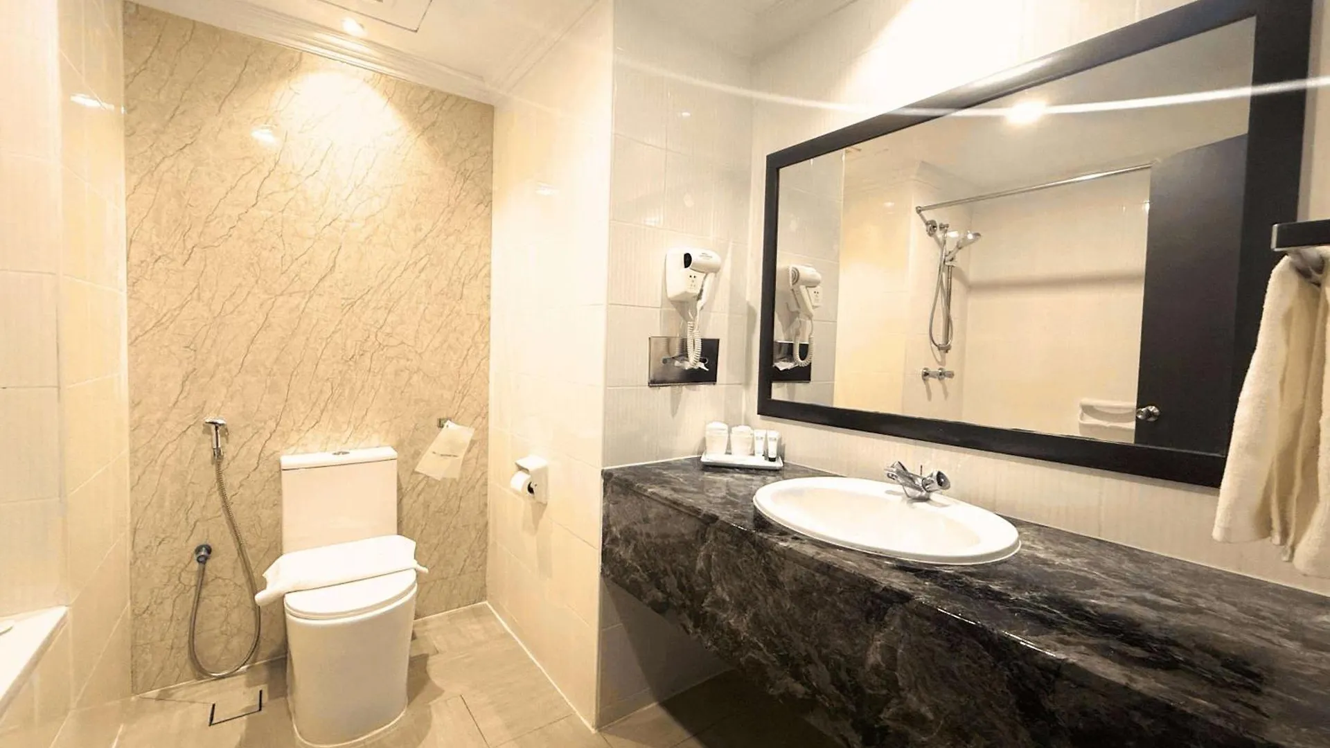 Hotel Howard Johnson By Wyndham Kuala Lumpur 118