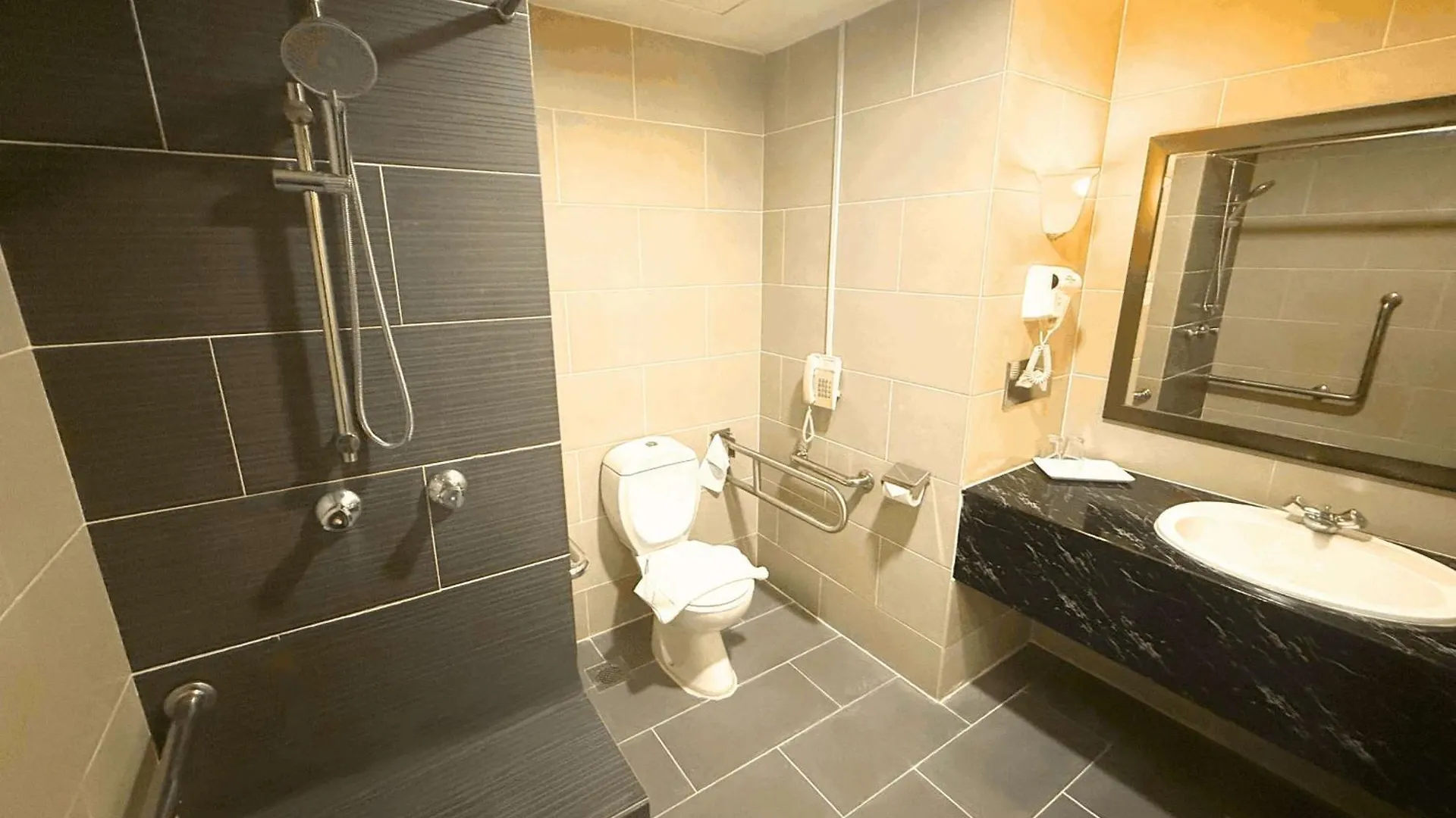 Howard Johnson By Wyndham Kuala Lumpur 118 0*,  Malaysia