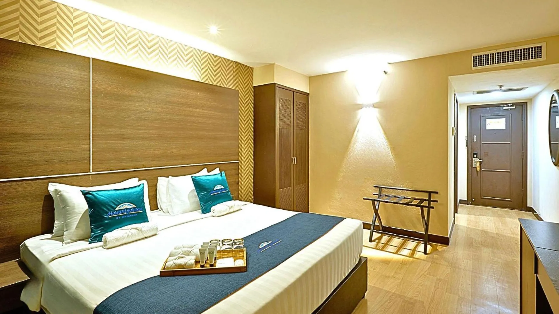 Hotel Howard Johnson By Wyndham Kuala Lumpur 118 Malaysia